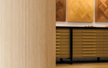 Timber for Challenging Spaces: How to Work with Curved Walls and Tight Areas 